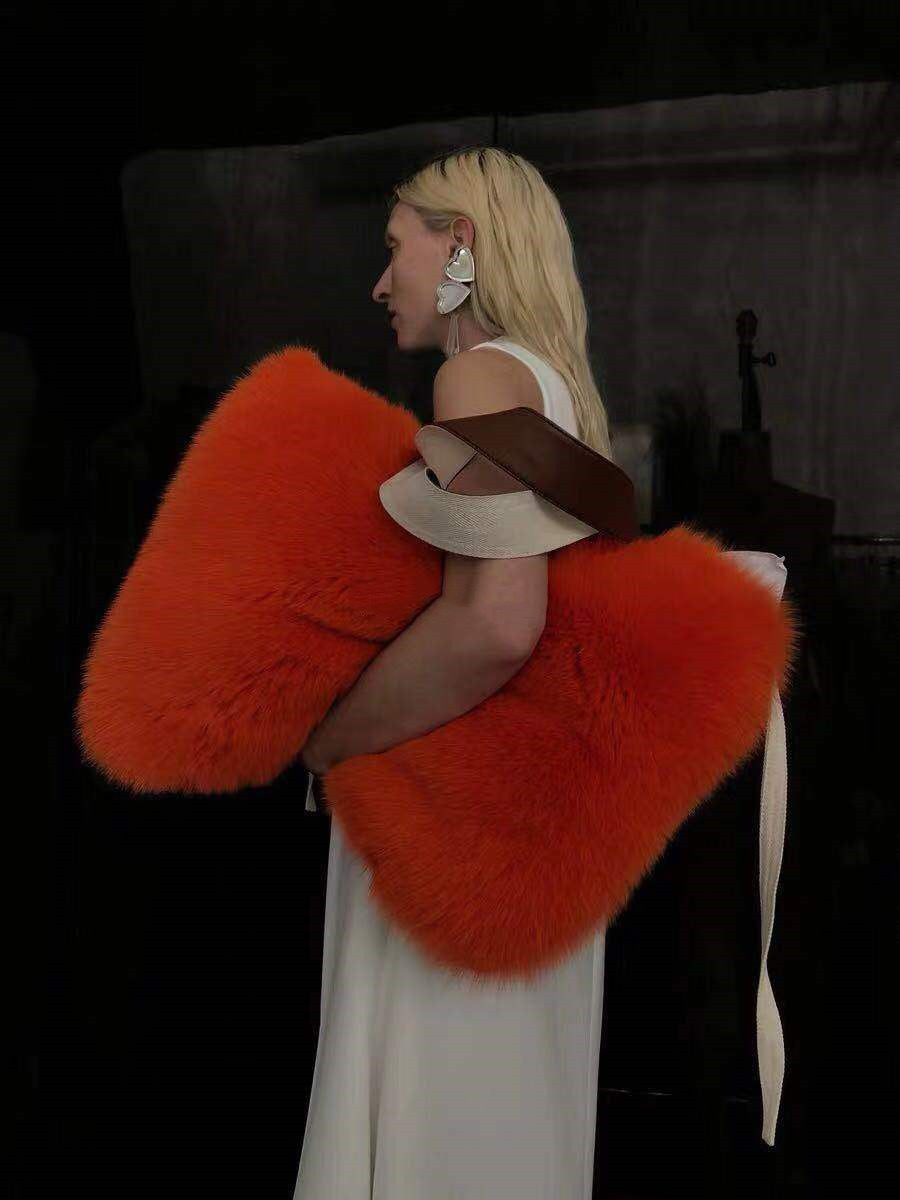 Layla | Plush Fur Handbag