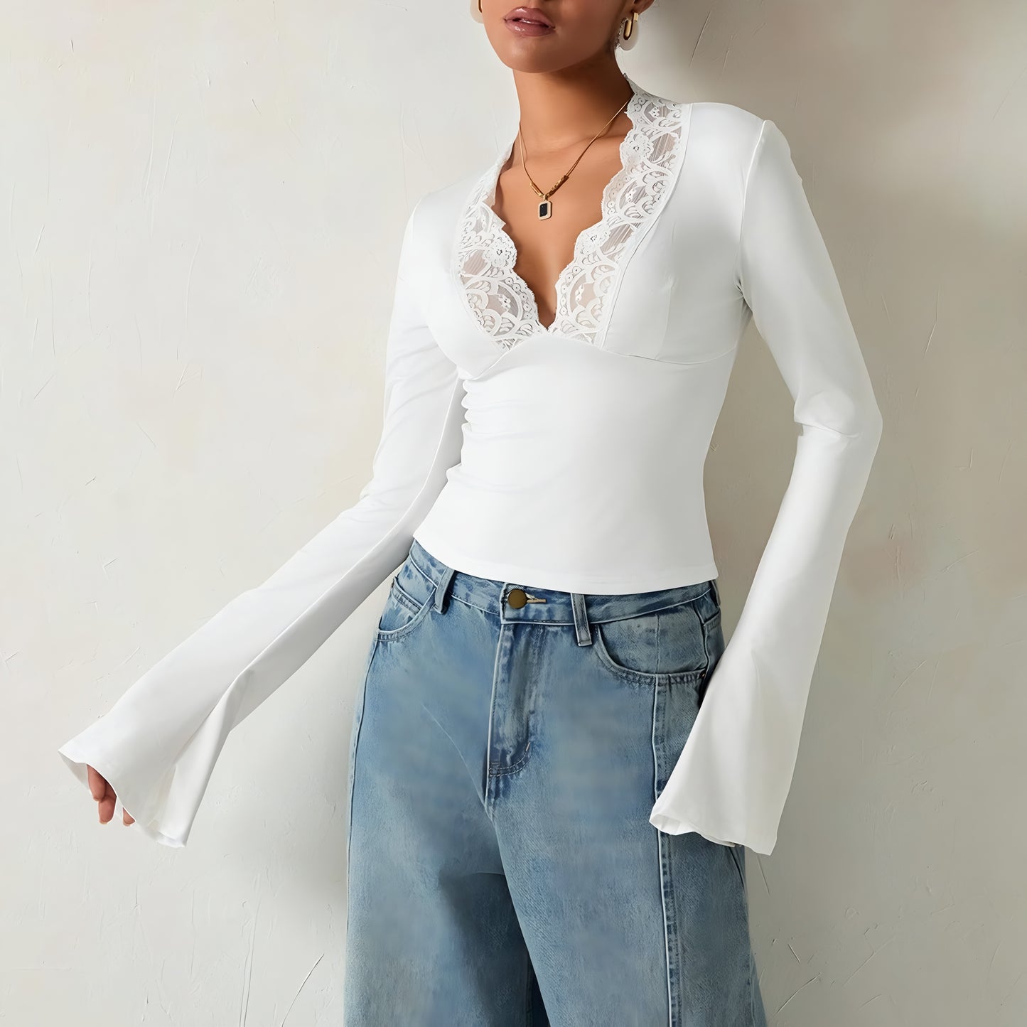 Persephone | Lace V-Neck Top