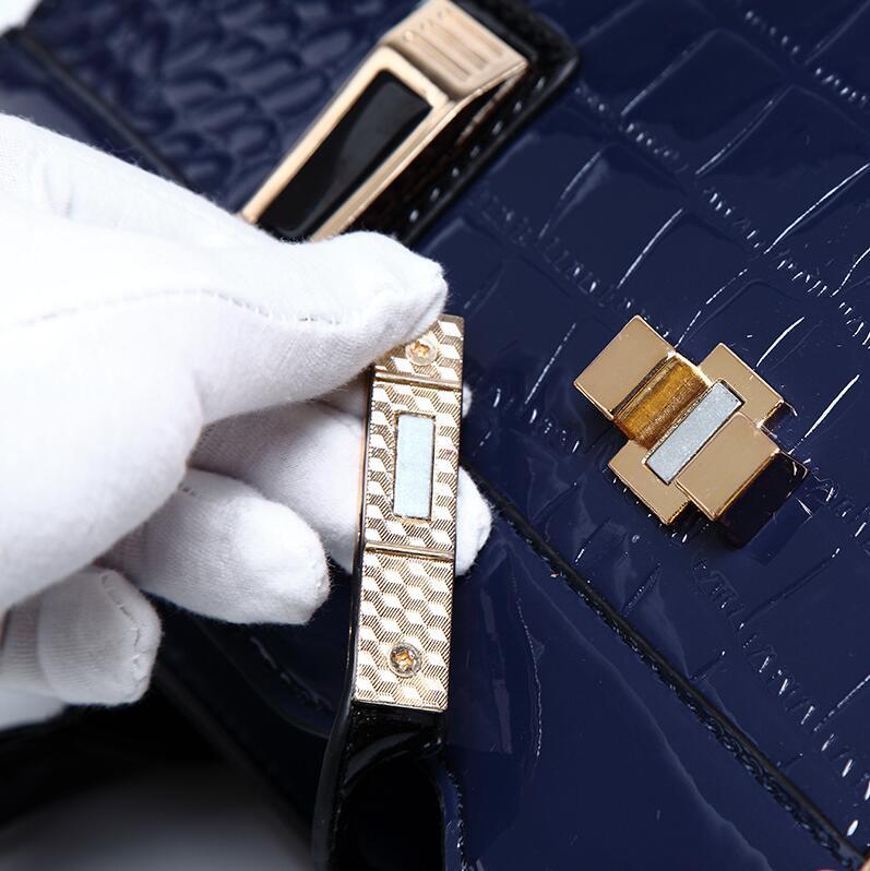 Indie | Luxury Casual Messenger & Tote Handbags