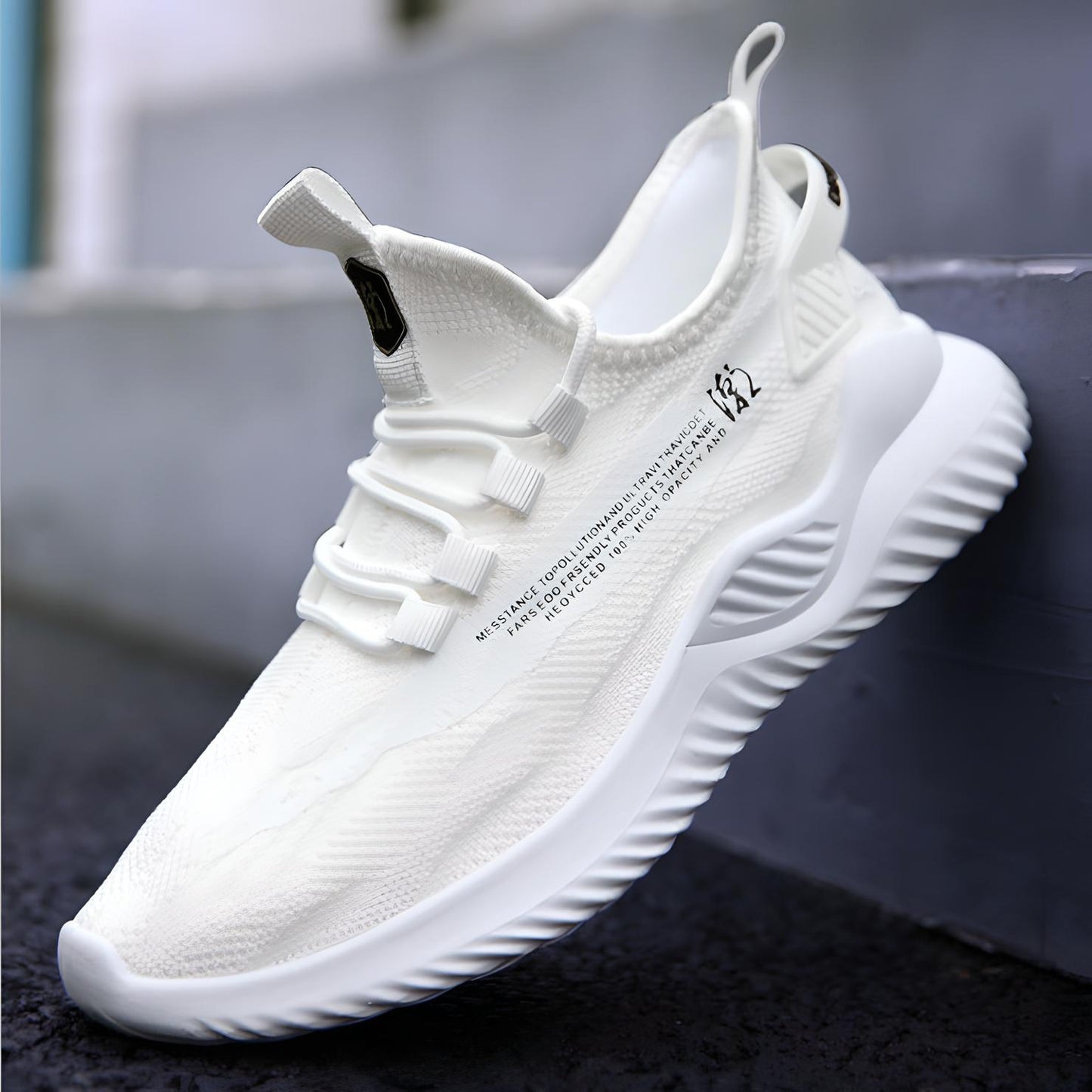 Miles | Lightweight Walking Sneakers
