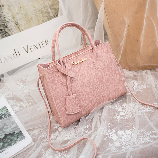 Elara | Messenger Phone Bag