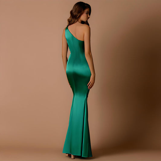 Caroline | Slim-Fit Stretch Dress