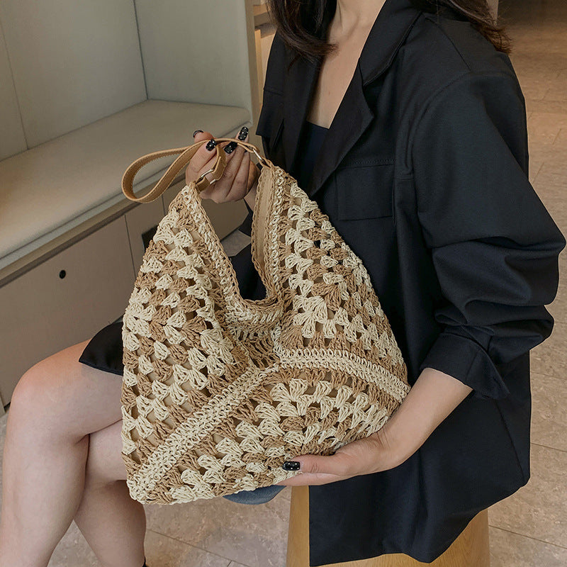 Greer | Handmade Straw Woven Contrast Shoulder Bag