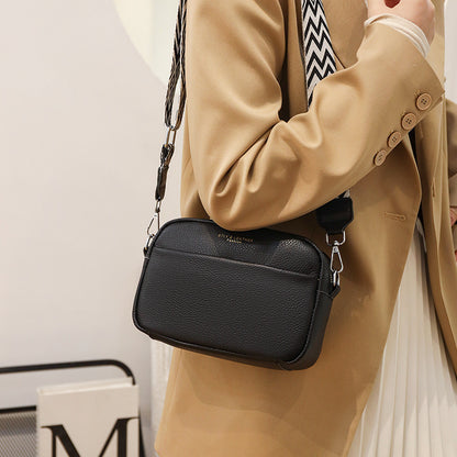 Davina | Embroidered Rhombus Crossbody Bag